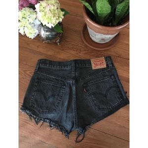 LEVI’S DENIM 501 SHORTS 🖤